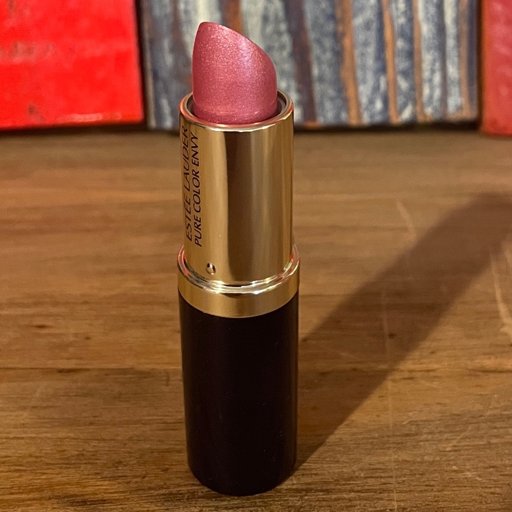 Estée Lauder Pure Color Envy 221 Pink Parfait Lipstick